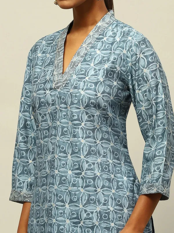 RANGRITI stone blue printed kurti set