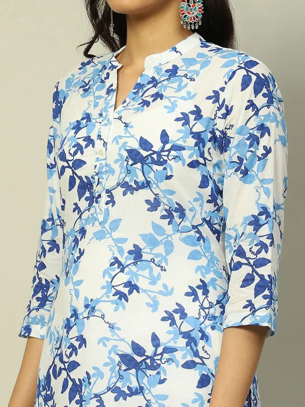 RANGRITI white cotton printed kurti
