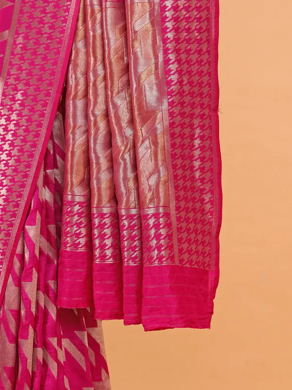 Rani dola silk saree in zari weaving
