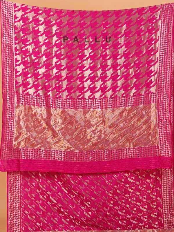 Rani dola silk saree in zari weaving