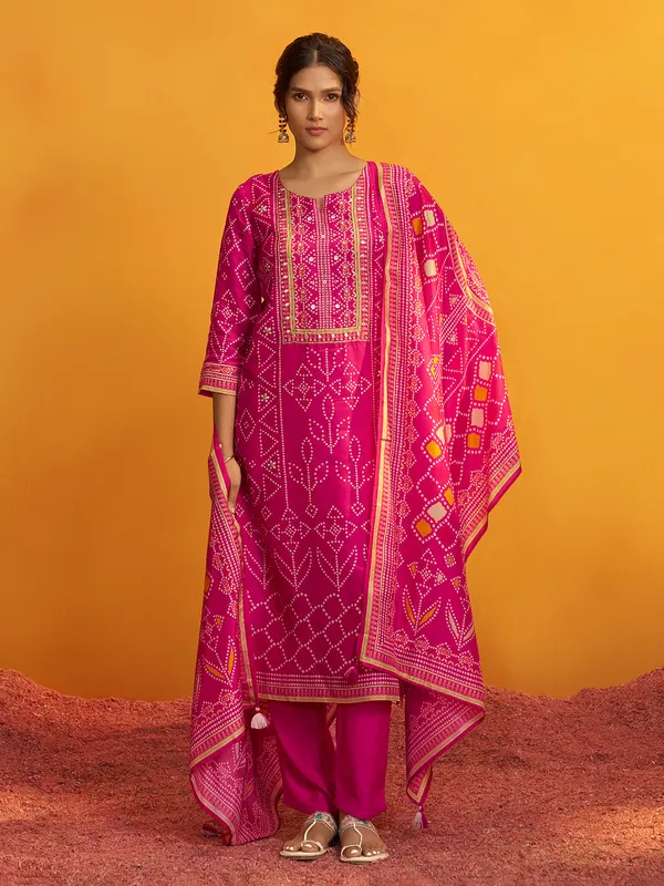 Rani pink bandhej silk yoke style kurti set