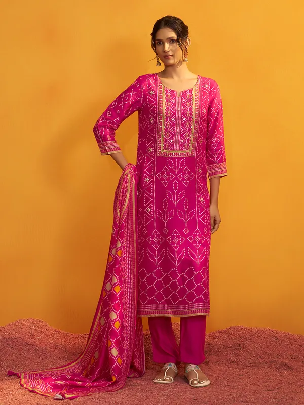 Rani pink bandhej silk yoke style kurti set