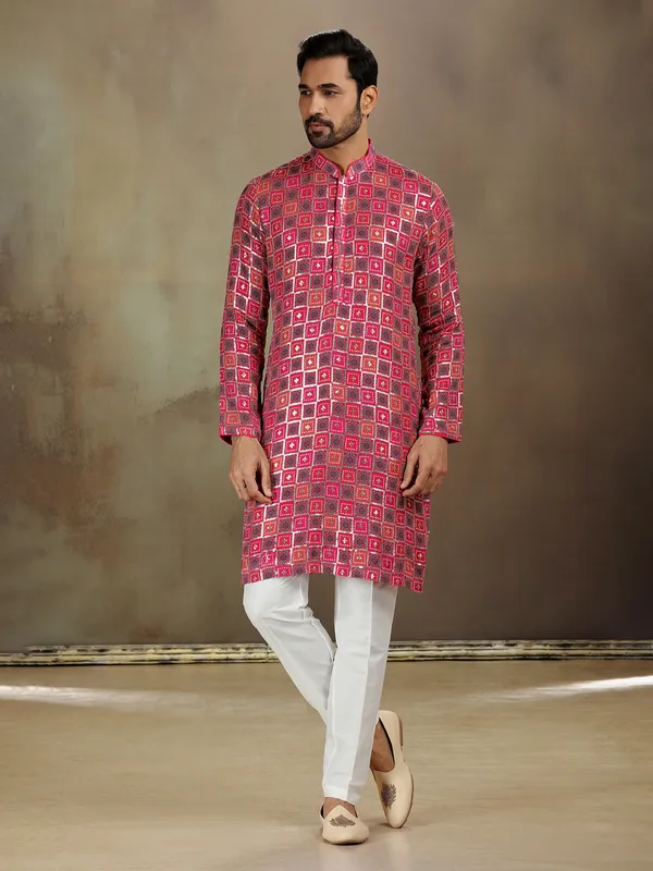 Rani pink thread embroidered kurta set