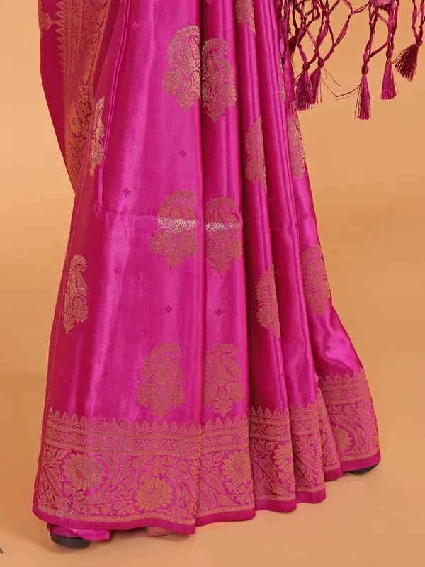 Rani zari weaving silk saree for women