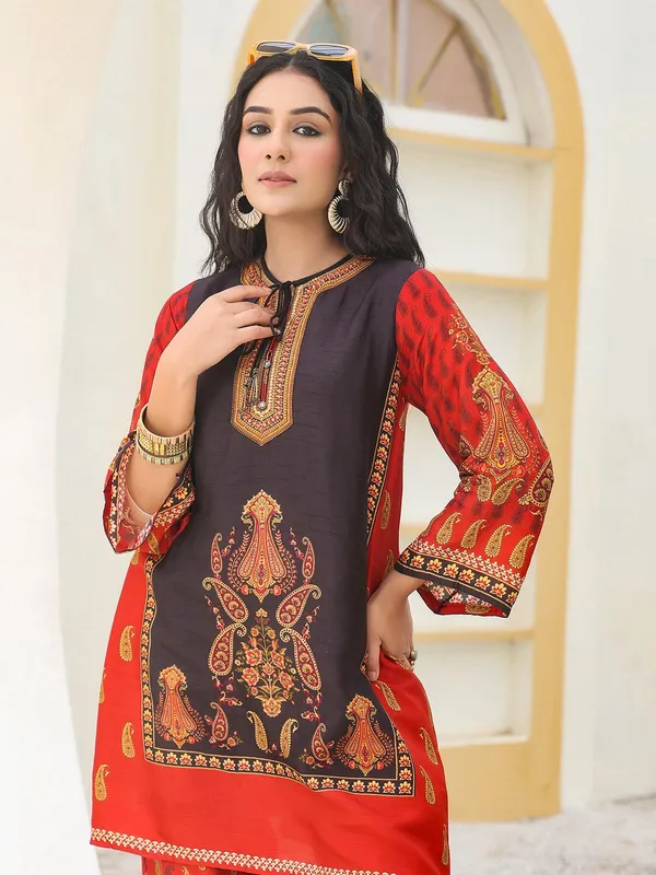 Red and black printd dola silk kurti set