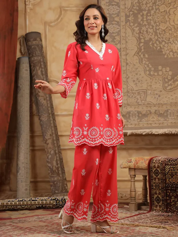 Red cotton silk kurti set with embroidery