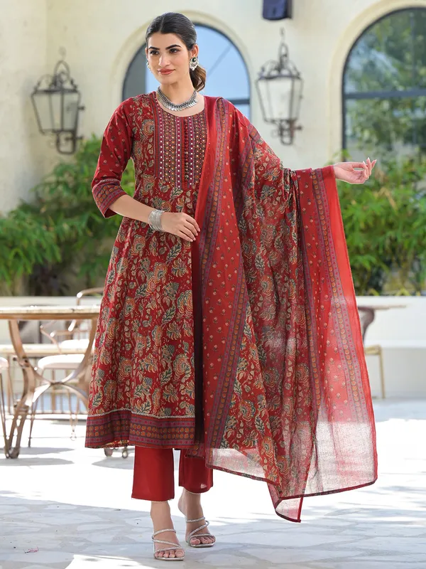 Red cotton silk printed kurti set for women