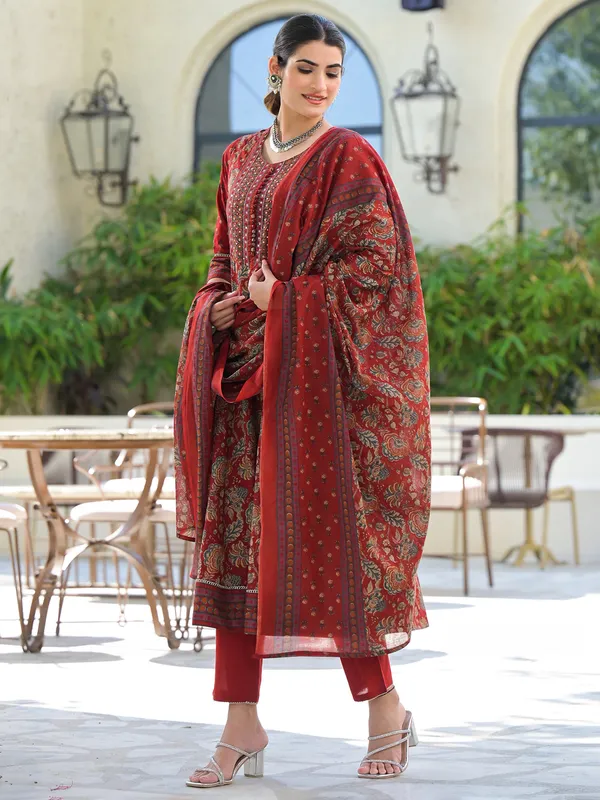 Red cotton silk printed kurti set for women