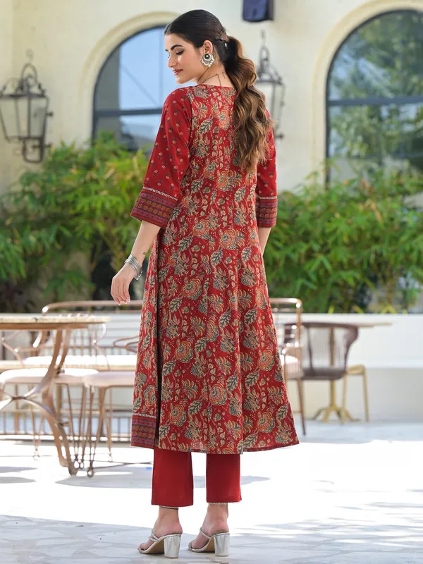 Red cotton silk printed kurti set for women