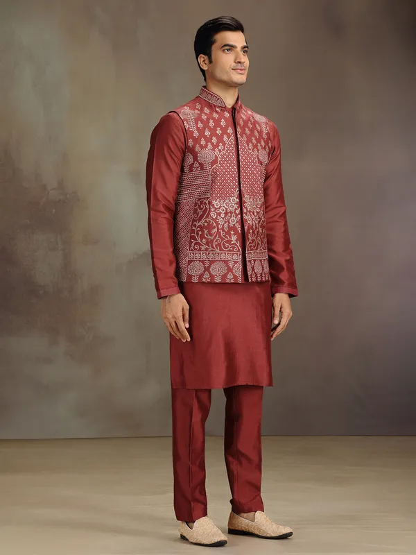 Red cotton silk waistcoat set for festive celebration