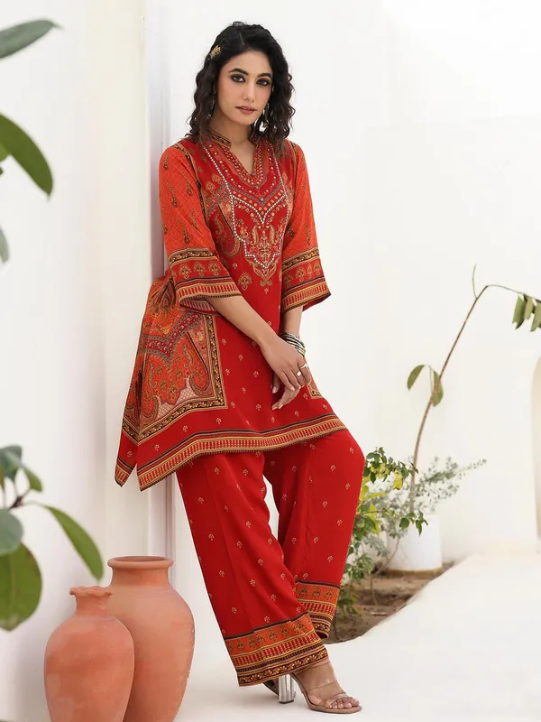 Red crepe printed kurti set