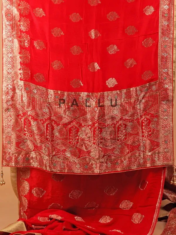 Red dola silk saree for wedding wear