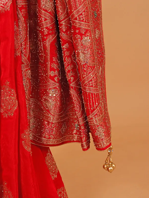Red dola silk saree for wedding wear