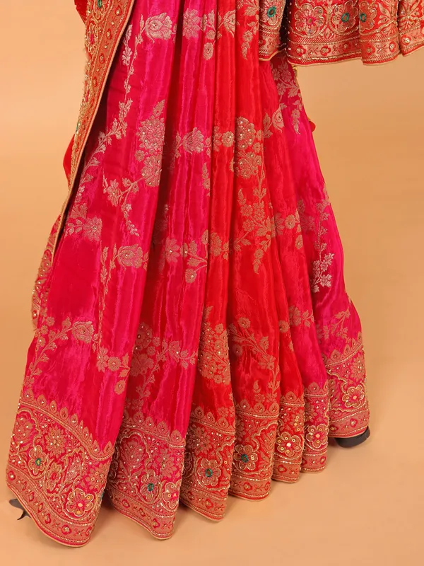 Red dola silk saree with unstitched blouse