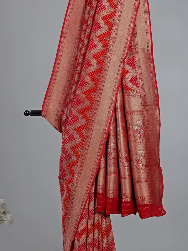 Red dola silk wedding wear saree with zigzag print