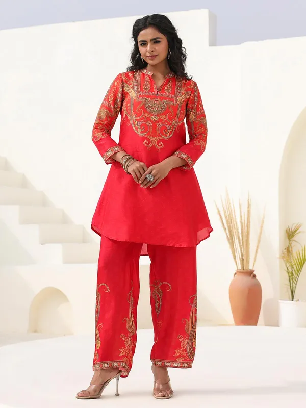 Red festive wear printed kurti set in dola silk