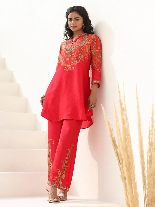 Red festive wear printed kurti set in dola silk