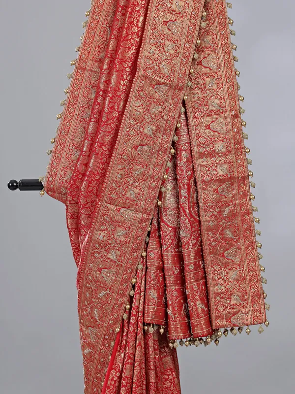 Red kanjivaram silk saree with zardosi weaving