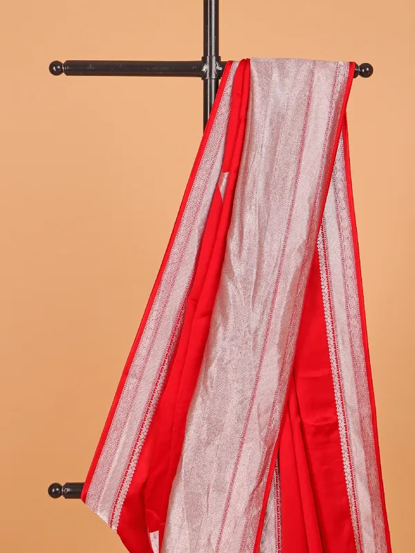 Red modal silk saree for wedding wear