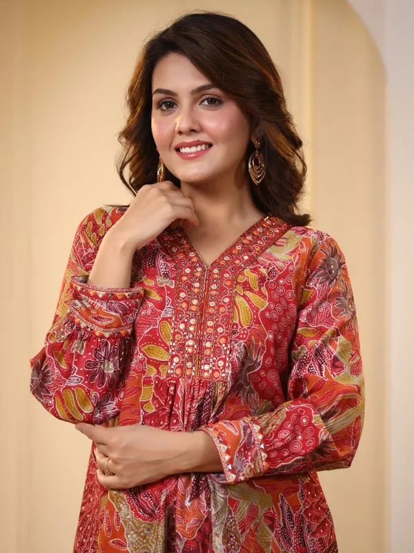 Red printed cotton silk kurti set for festive