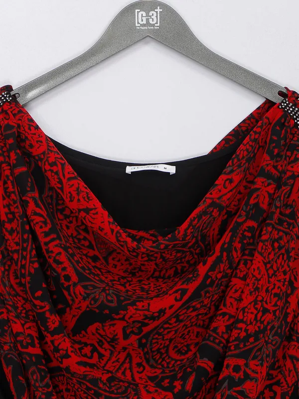 Red printed crop top