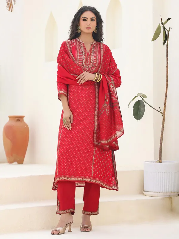 Red printed dola silk kurti set with dupatta