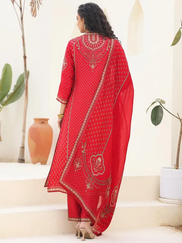 Red printed dola silk kurti set with dupatta