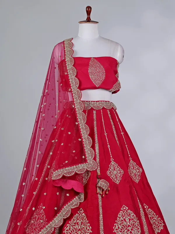 Red raw silk bridal lehenga choli with resham work