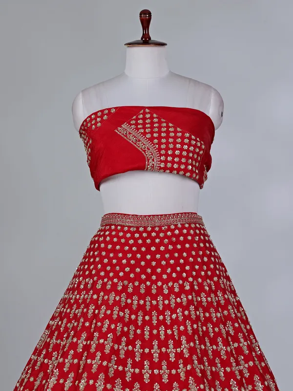 Red raw silk bridal lehenga choli with thread work