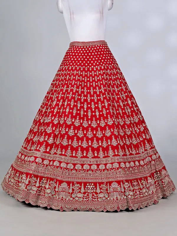 Red raw silk bridal lehenga choli with thread work
