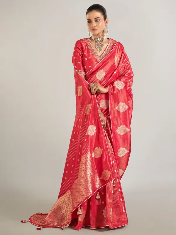 Red shimmer dola silk saree for wedding