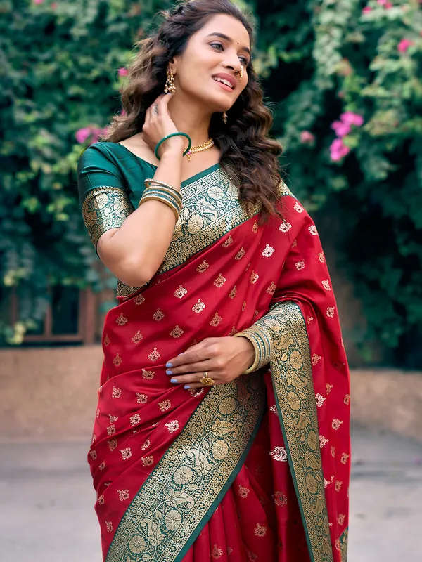 Red silk drape with zari pattern work