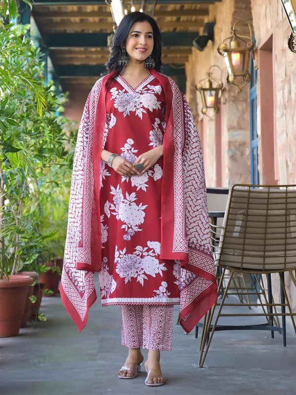 Red silk kurti set for women