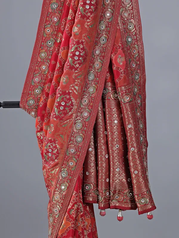 Red silk zari weaving saree for wedding look