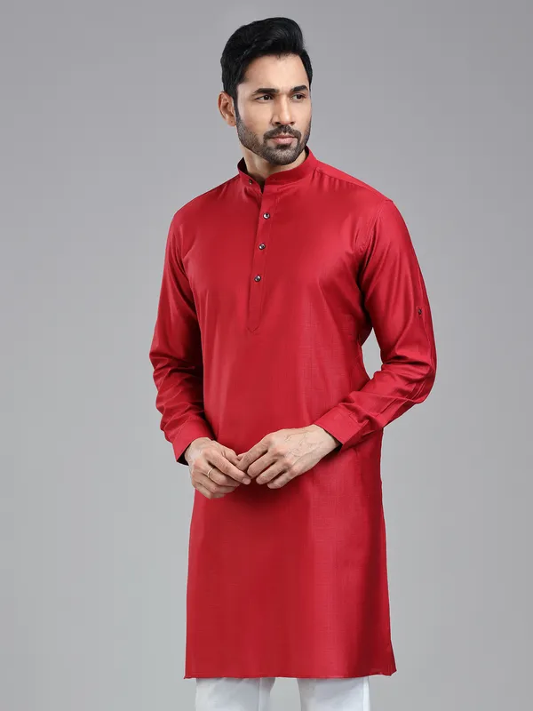 Red simple kurta for festival