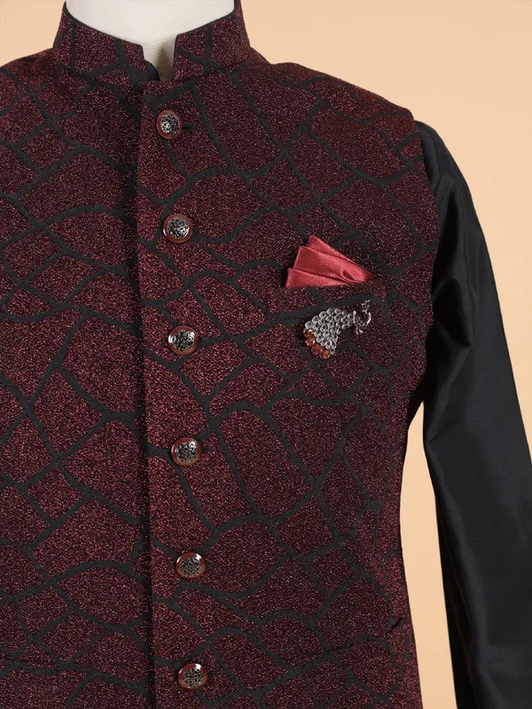 Red texture silk waistcoat set for man