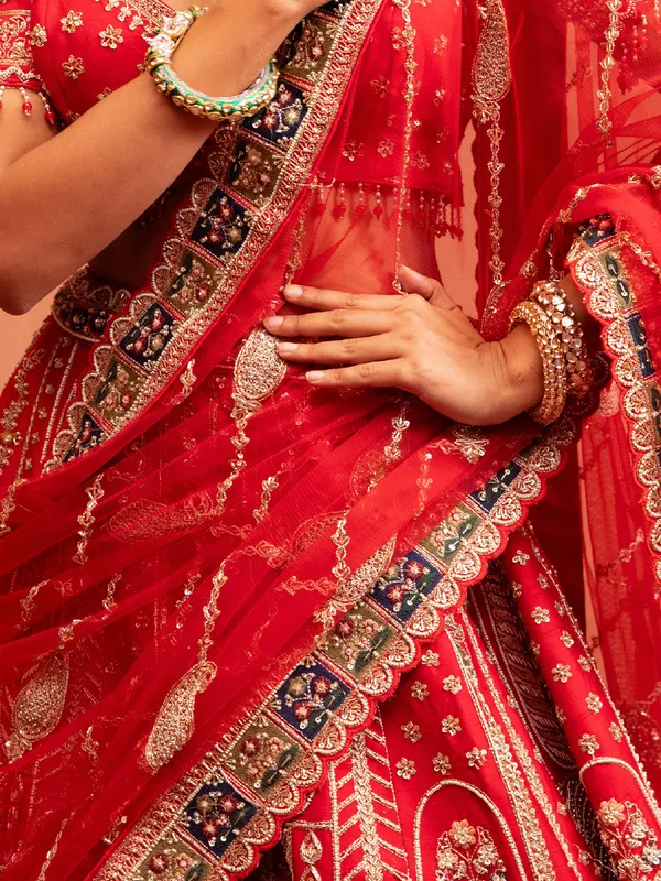 Red wedding lehenga with readymade choli for bridal look