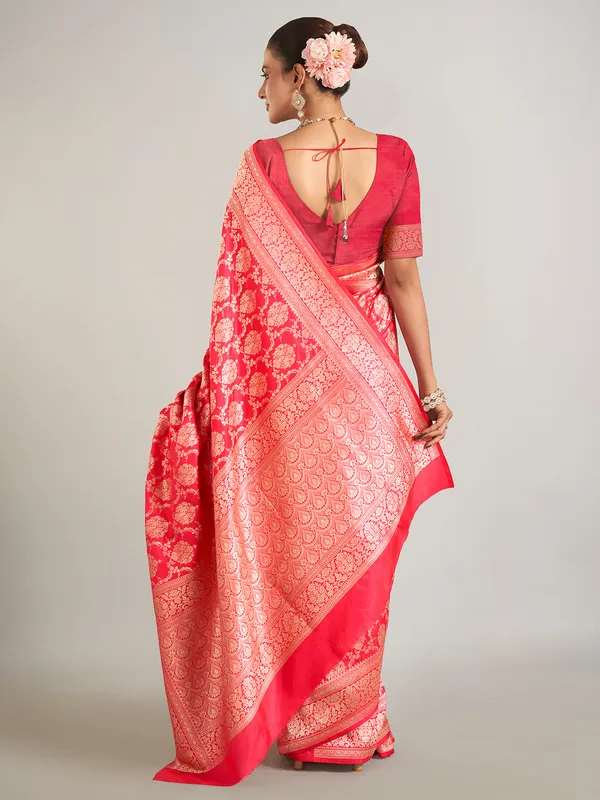 Red zari weaving banarasi silk saree for wedding