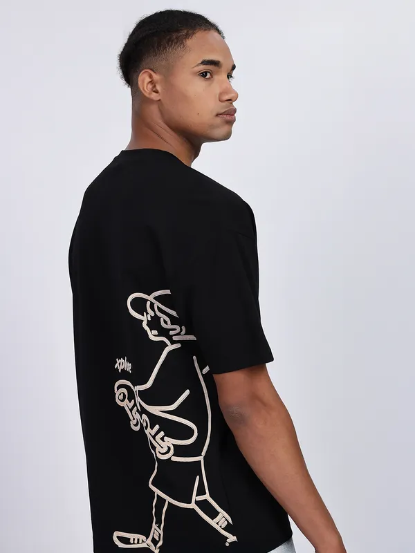 REX STRAUT black oversized round neck t-shirt