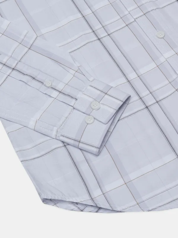 River Blue cotton checks white shirt for casual