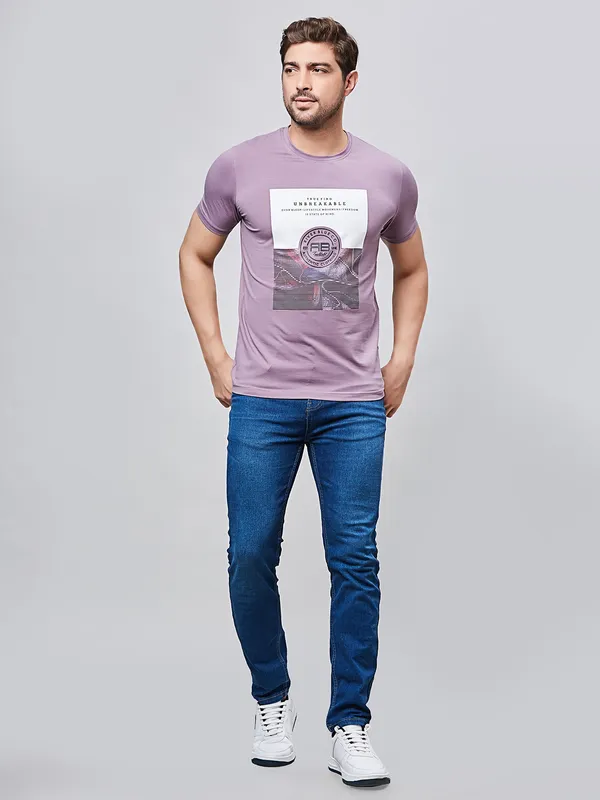 RIVER BLUE printed light purple cotton slim fit t-shirt