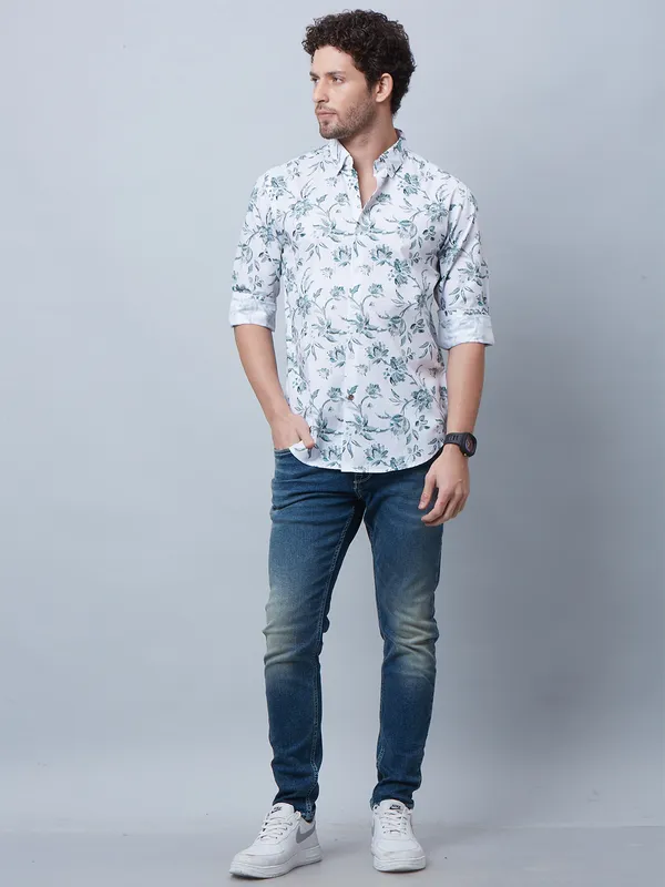 River Blue printed white and sea green shirt