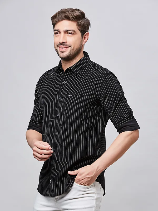 RIVER BLUE striped black slim fit casual cotton shirt