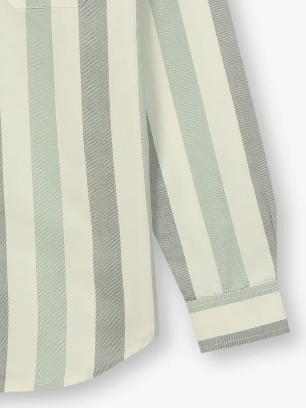 RIVER BLUE striped cream casual wear shirt