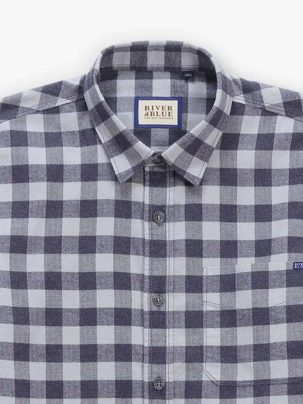 RIVER BLUE white and purple shirt