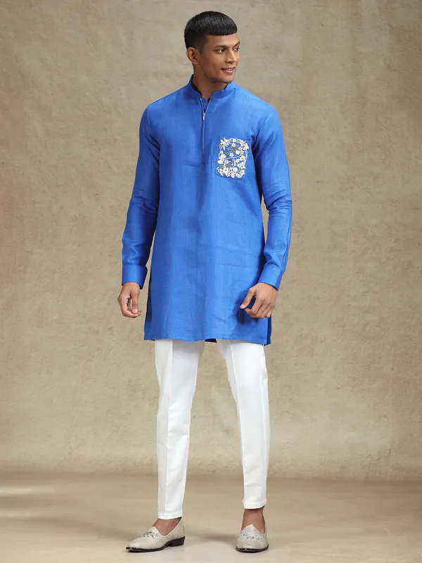 Royal blue zipper closure kurta set for festive charm