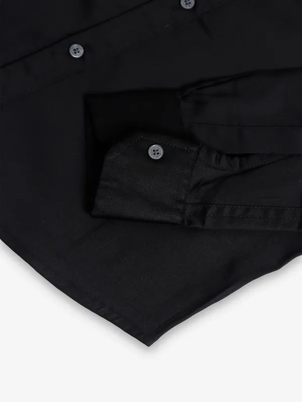 Ruff black plain cotton shirt