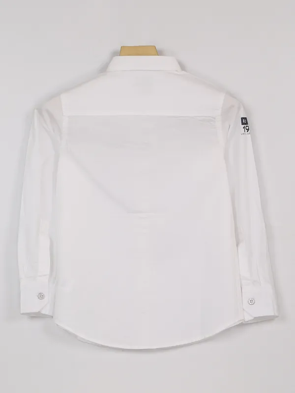 Ruff printed white cotton casual shirt