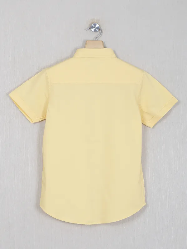 Ruff yellow color cotton solid shirt