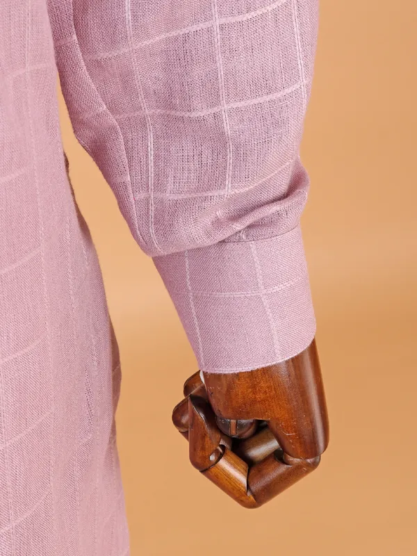 Rust pink cotton kurta with tattersall pattern